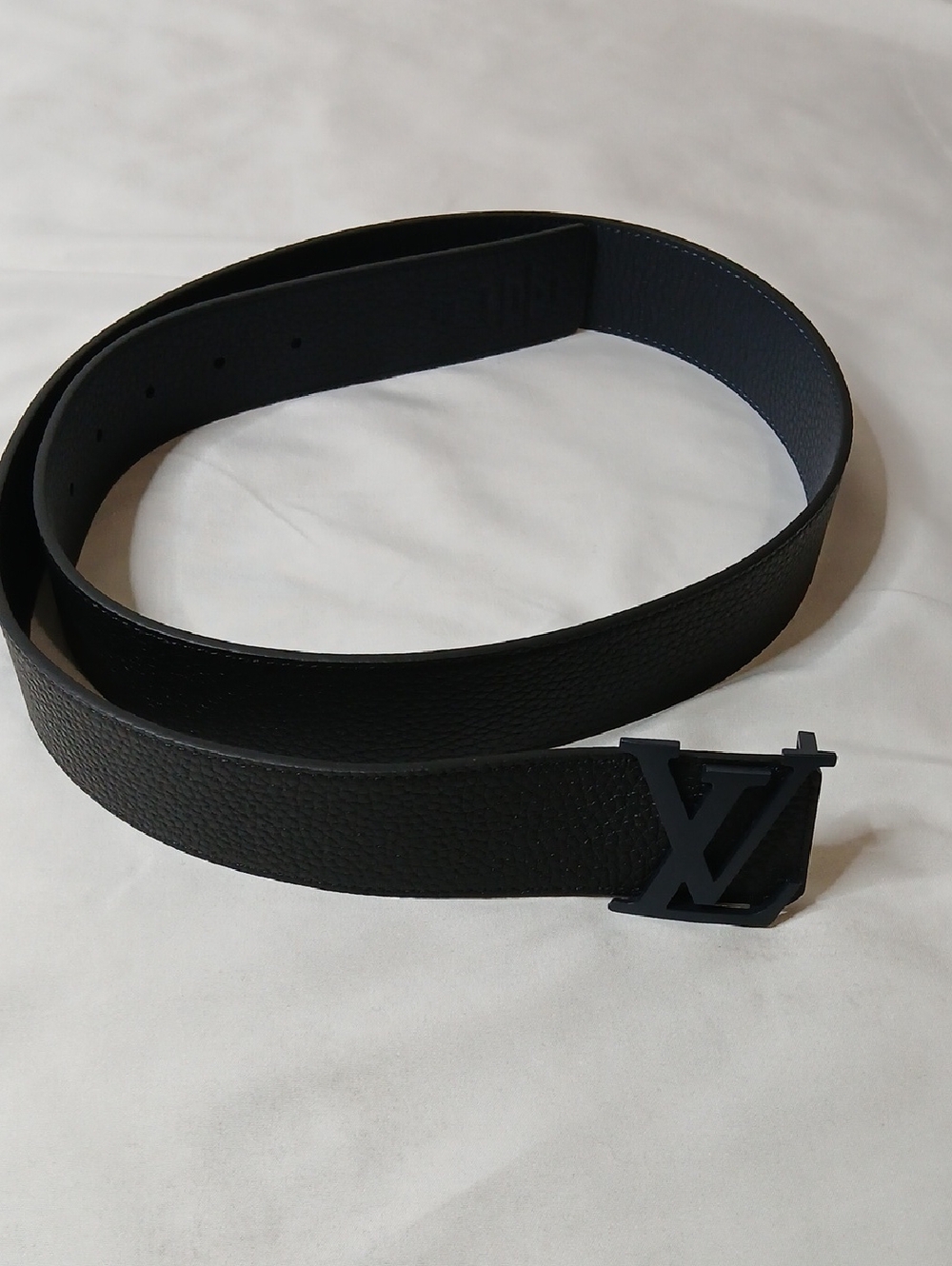 Louis Vuitton Black/Dark Blue Reversible Men's Leather Logo Belt
